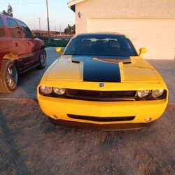 Dodge Challenger 2012