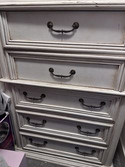 Shabby Chic Dresser