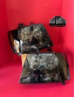 Chevy Tahoe 2007-2014 headlight