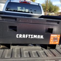 Craftsman 36" Jobsite Tool Box (**Minor Damage See Description and Pictures**)