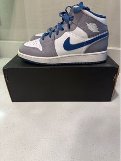 Jordan 1 Mid