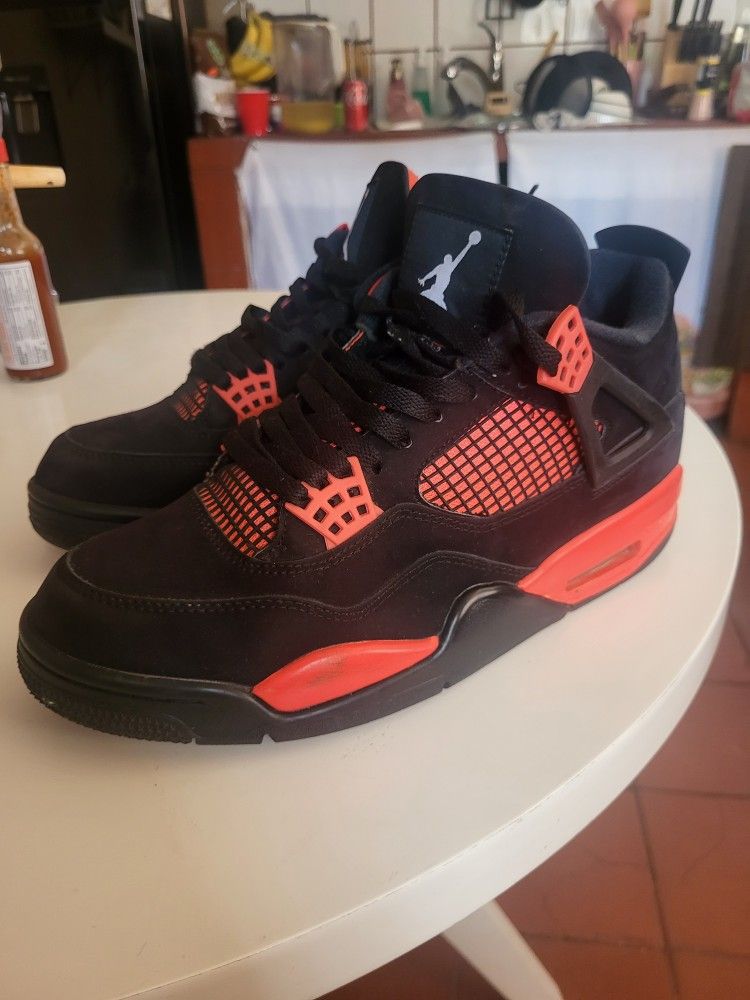 Jordan 4