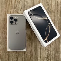 iPhone 16 Pro Max 1TB Natural Titanium