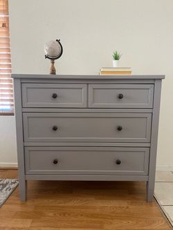 3-DRAWER DRESSER (GRAY)