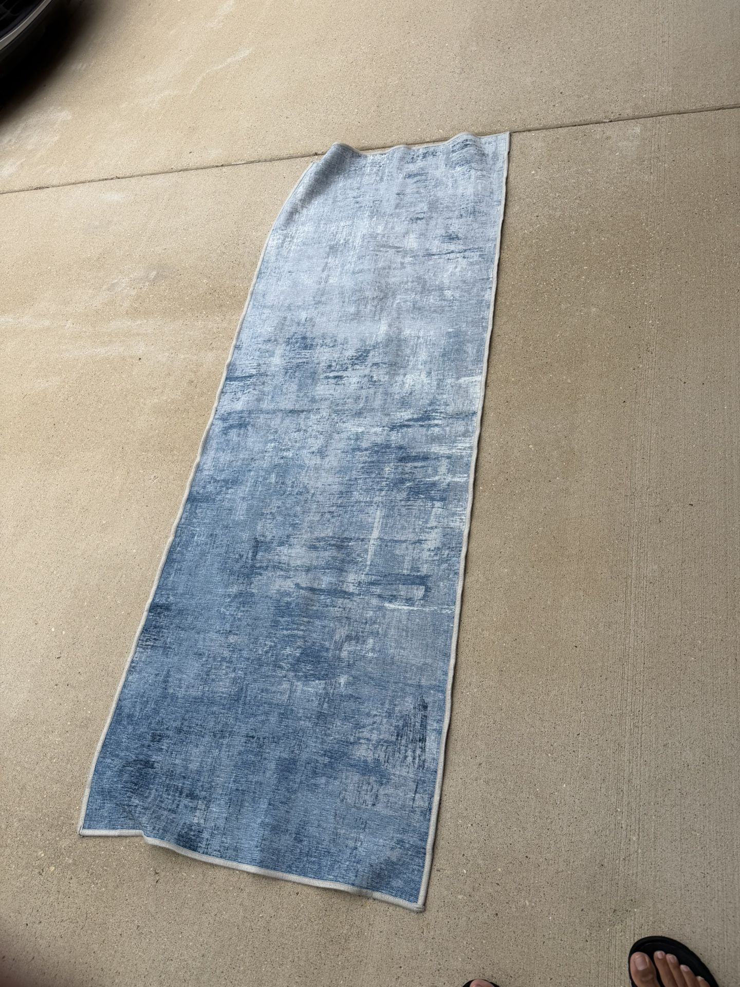 Small Machine Washable Area Rug/runner $40 Obo