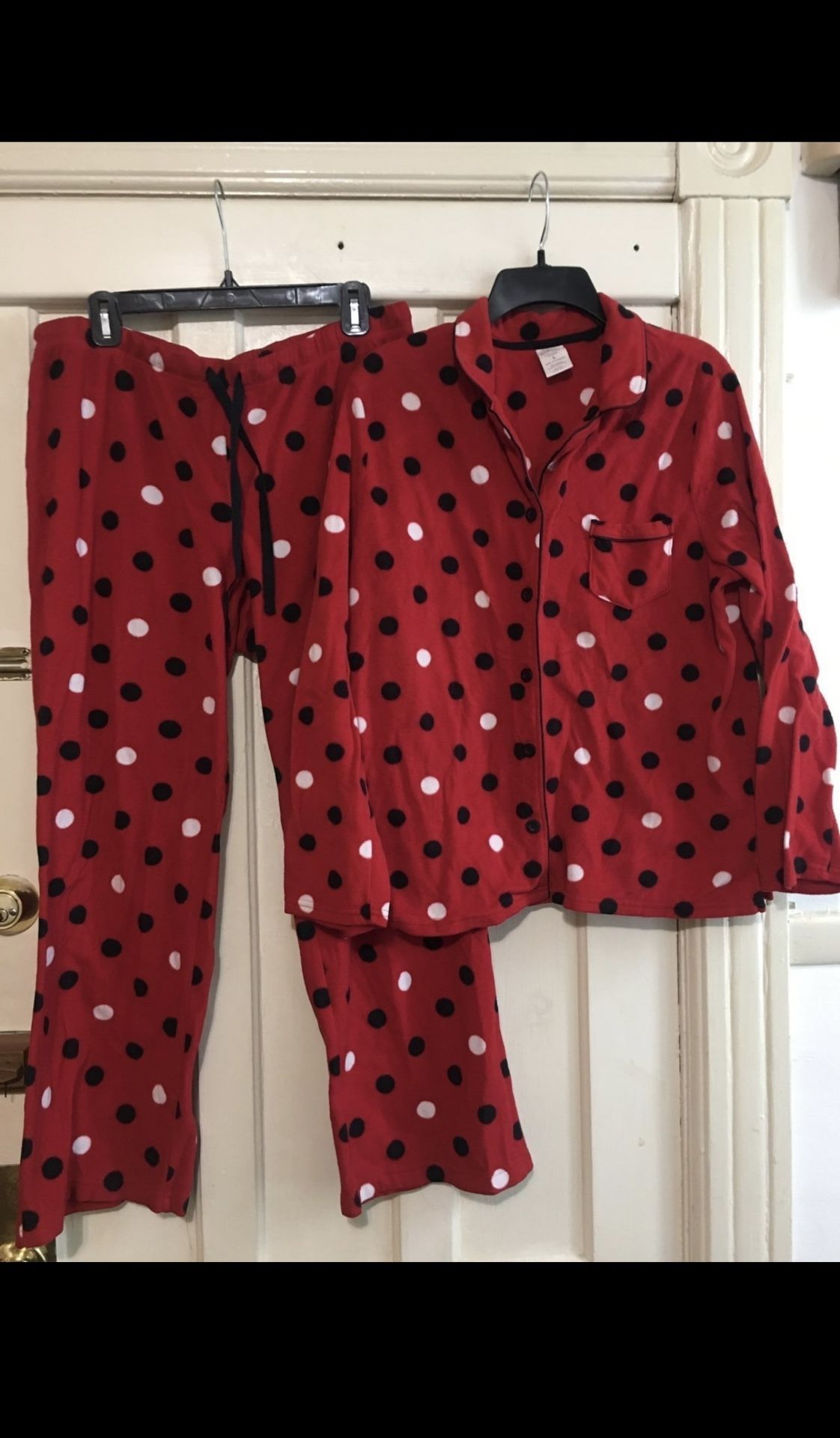 Sonoma women’s polka dot fleece pejama set Large