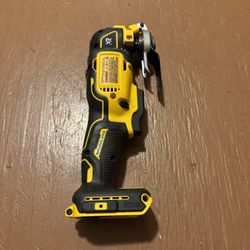 DeWalt DCS356 20V XR Brushless Oscillating Multi-Tool – Bare Tool (No Battery) $100