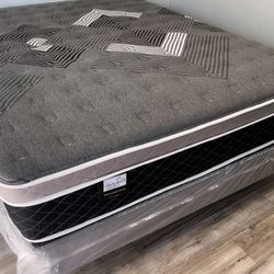 Full Oasis Thermal Comfort Europillow Top 12inch Mattress!!