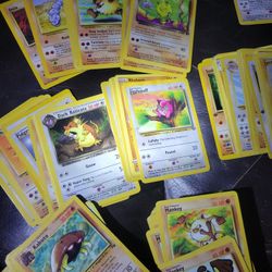 400+ Pokemon Cards. 97-99'
