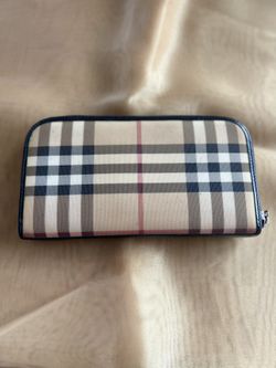 BURBERRY LONDON - Nova Check Zip Wallet