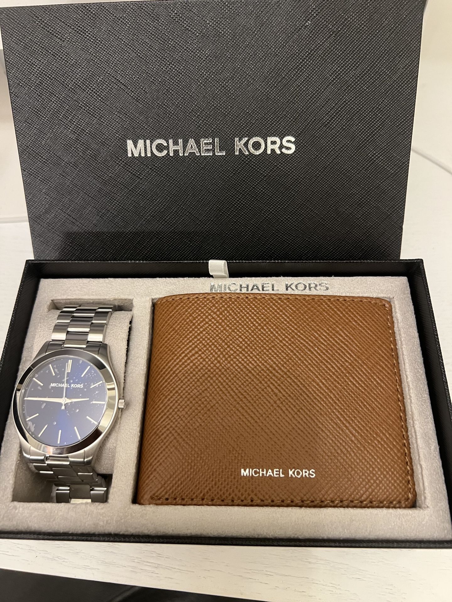 Michael Kors mens Watch And Wallet