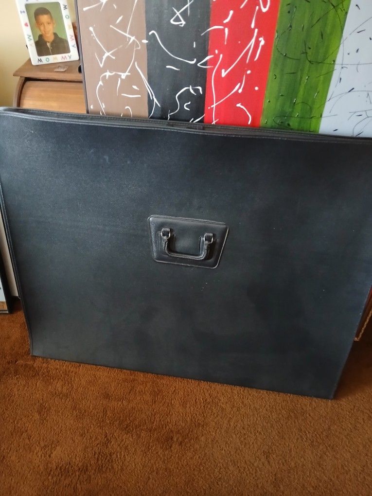 Large Artist Portfolio