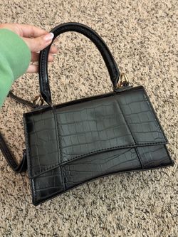 Black Purse