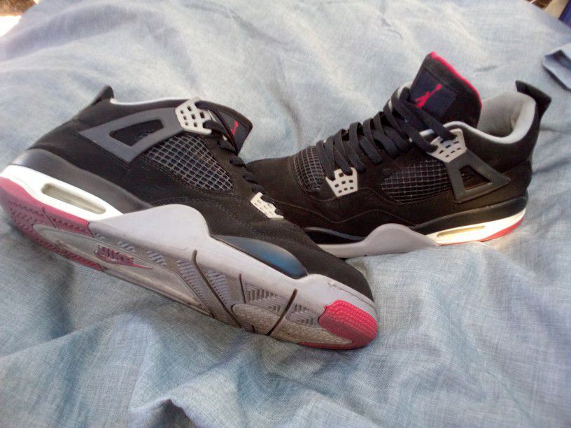 black Jordans size 11