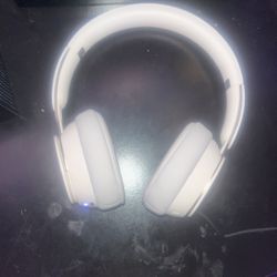 white beats solo pros