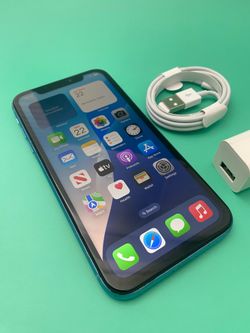 Apple iPhone XR – 128 GB – Factory Unlocked – Fully Functional