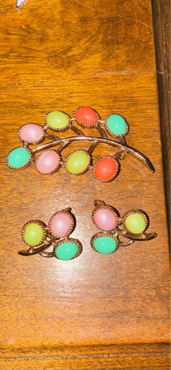 Sarah Coventry vintage jewelry
