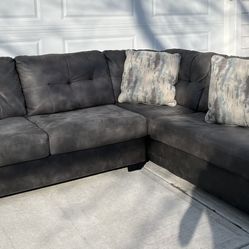 Beautiful Sectional Couch!😍