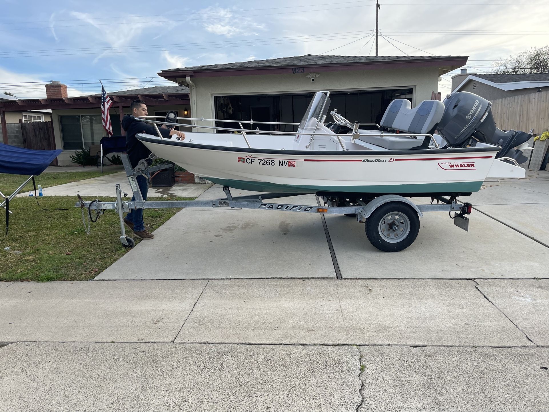13’ Boston Whaler Dauntless