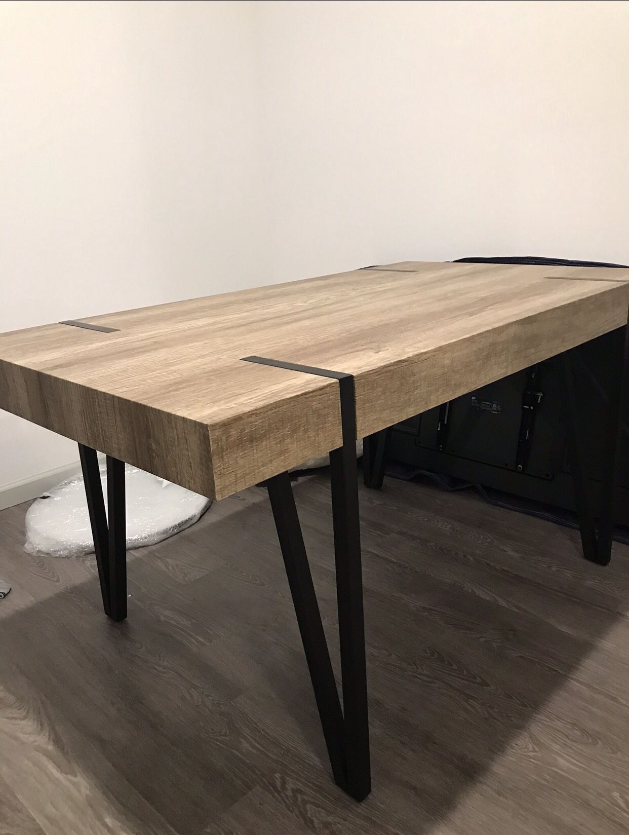 Alyssa Brown/Multi Dining Table