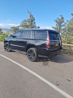 Cadilac Escalade