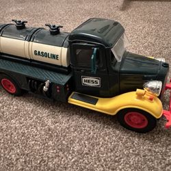 Hess Truck The First - Battery Operated 
