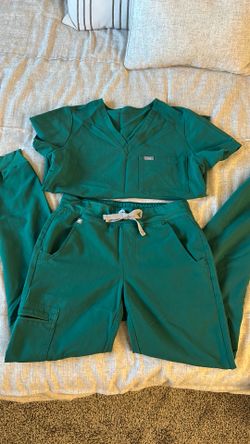 Scrubs Figs set hunter green