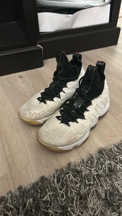 Nike lebron basketball shoes