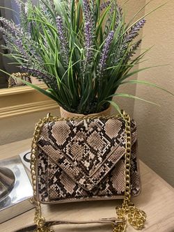 Bolso De Benta Para Dama Precio Firme