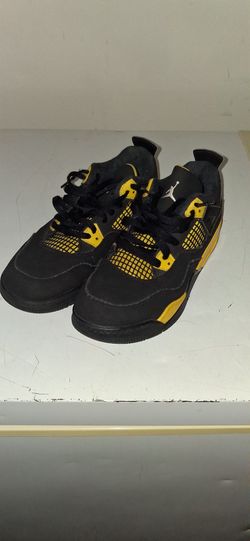 Retro Jordan 4 black yellow size 3