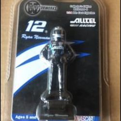 Ryan Newman #12 1:24 Die Cast Figurine
