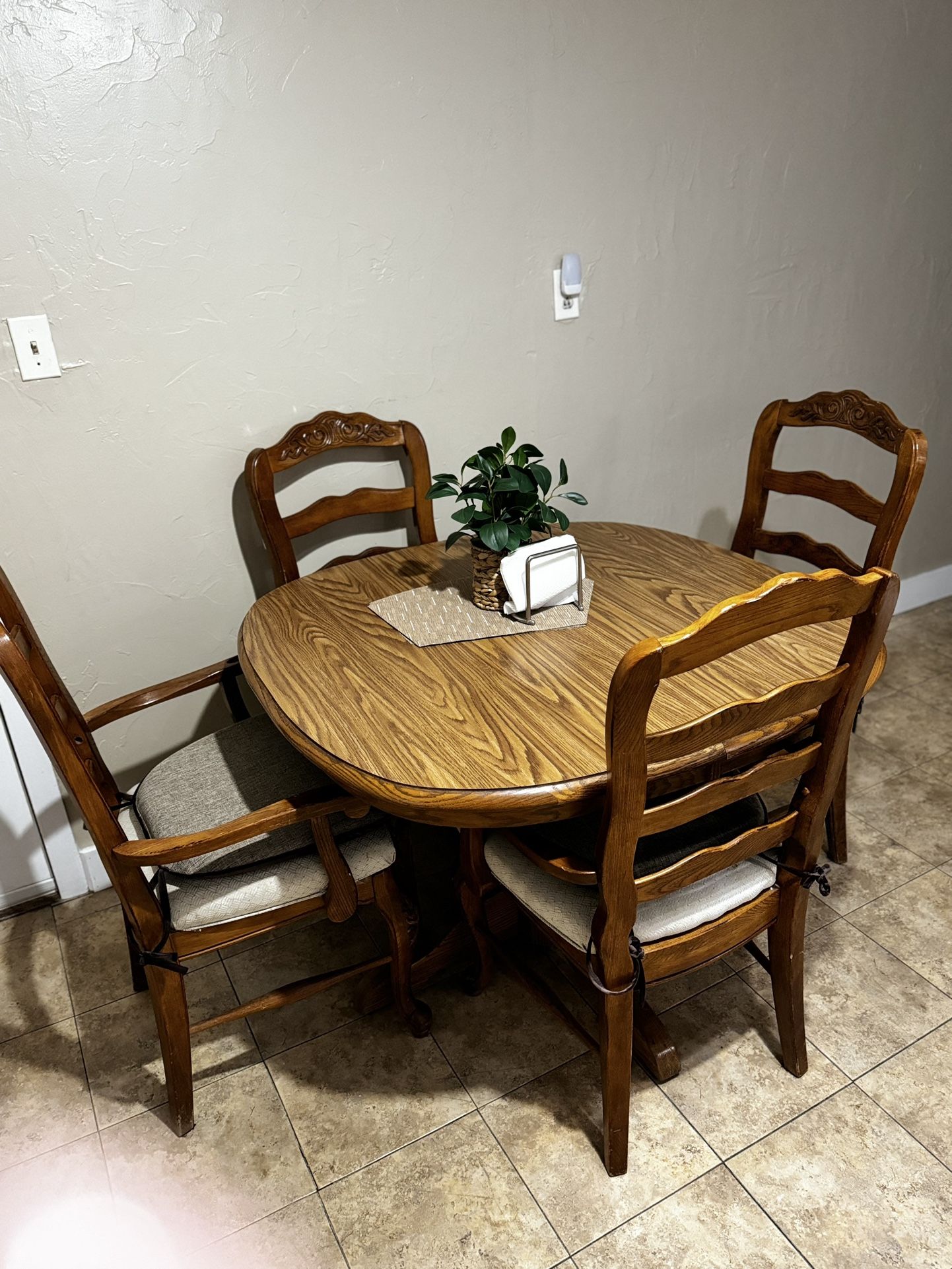 Dining Set 