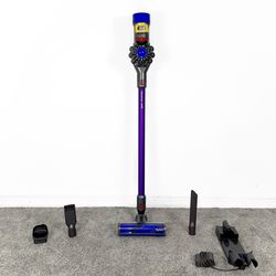 Dyson V8 Animal Handheld Stick Cordless Vacuum Cleaner w/ attachments 