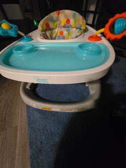 Smart Steps by Baby Trend Dine N’ Play 3-in-1 Feeding Walker