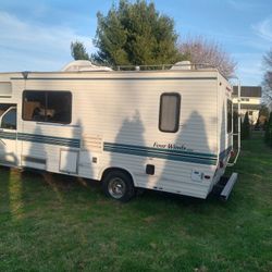 1995 Ford Four Winds 5000