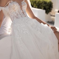 Spectacular Wedding Dress