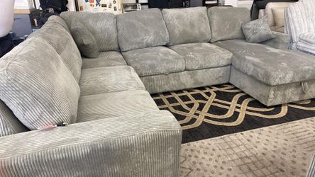 New Sleeper Sectional Couch with USB and Storage! Free Delivery 🚚 and Assembly!