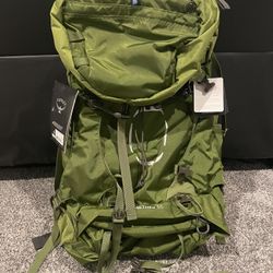 OSPREY Hiking Backpack (waterproof)