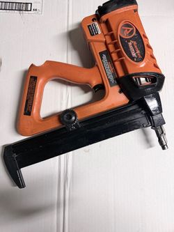 Nail gun