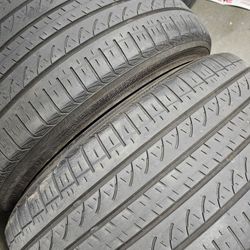 (TWO) 225 40 18 YOKAHAMA TIRES 