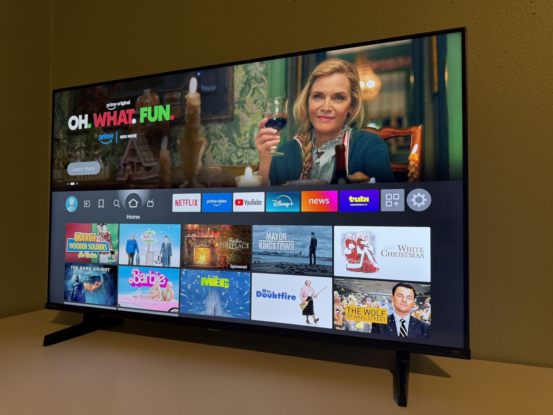 Hisense - 43" Class QD6 Series QLED 4K UHD HDR Smart Fire TV (2025)