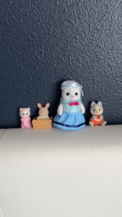 Calico critter/sylvanian family