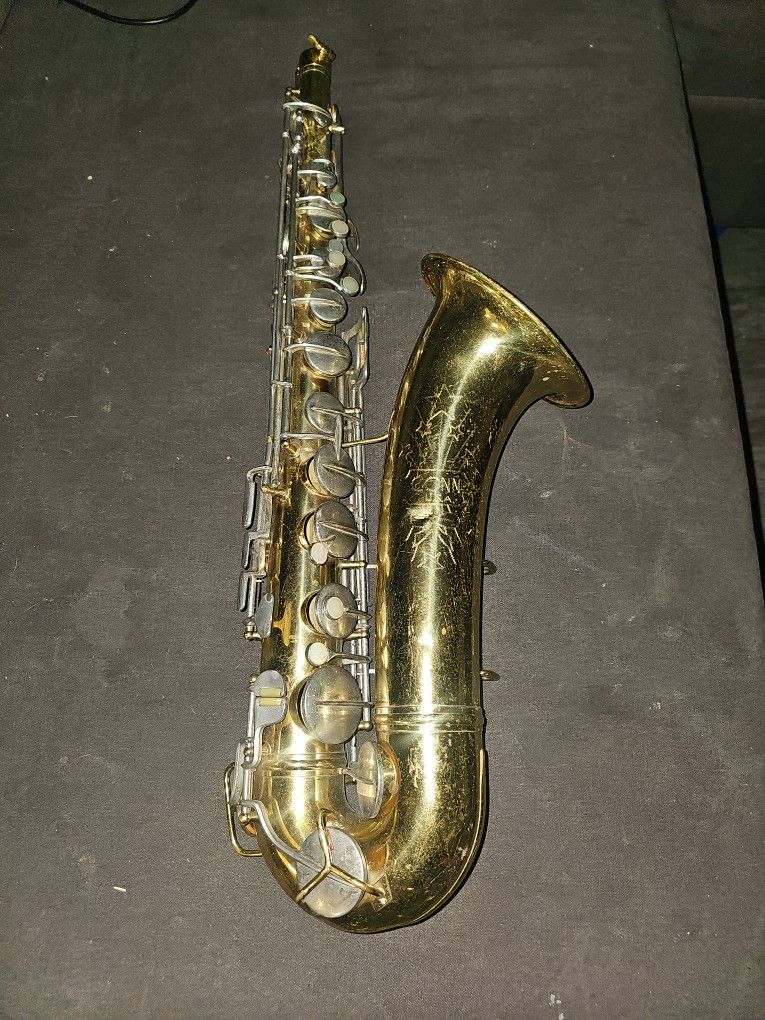 conn usa saxophone