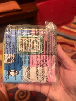 Hello Kitty  Lounge Fly color block wallet