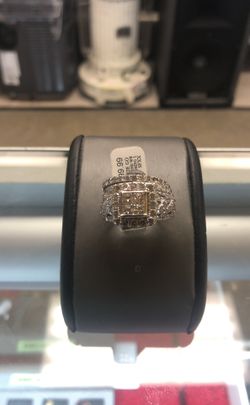 14kt White Gold Wedding Set