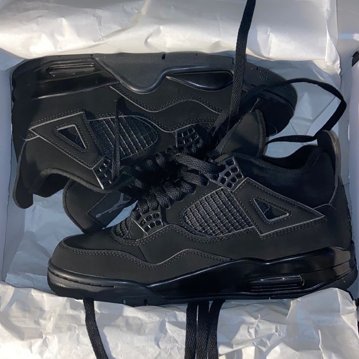 Jordan 4 Black Cat 