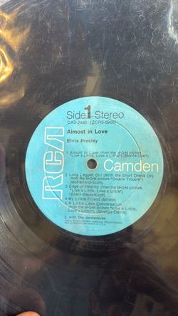 Elvis record Almost Love no cover