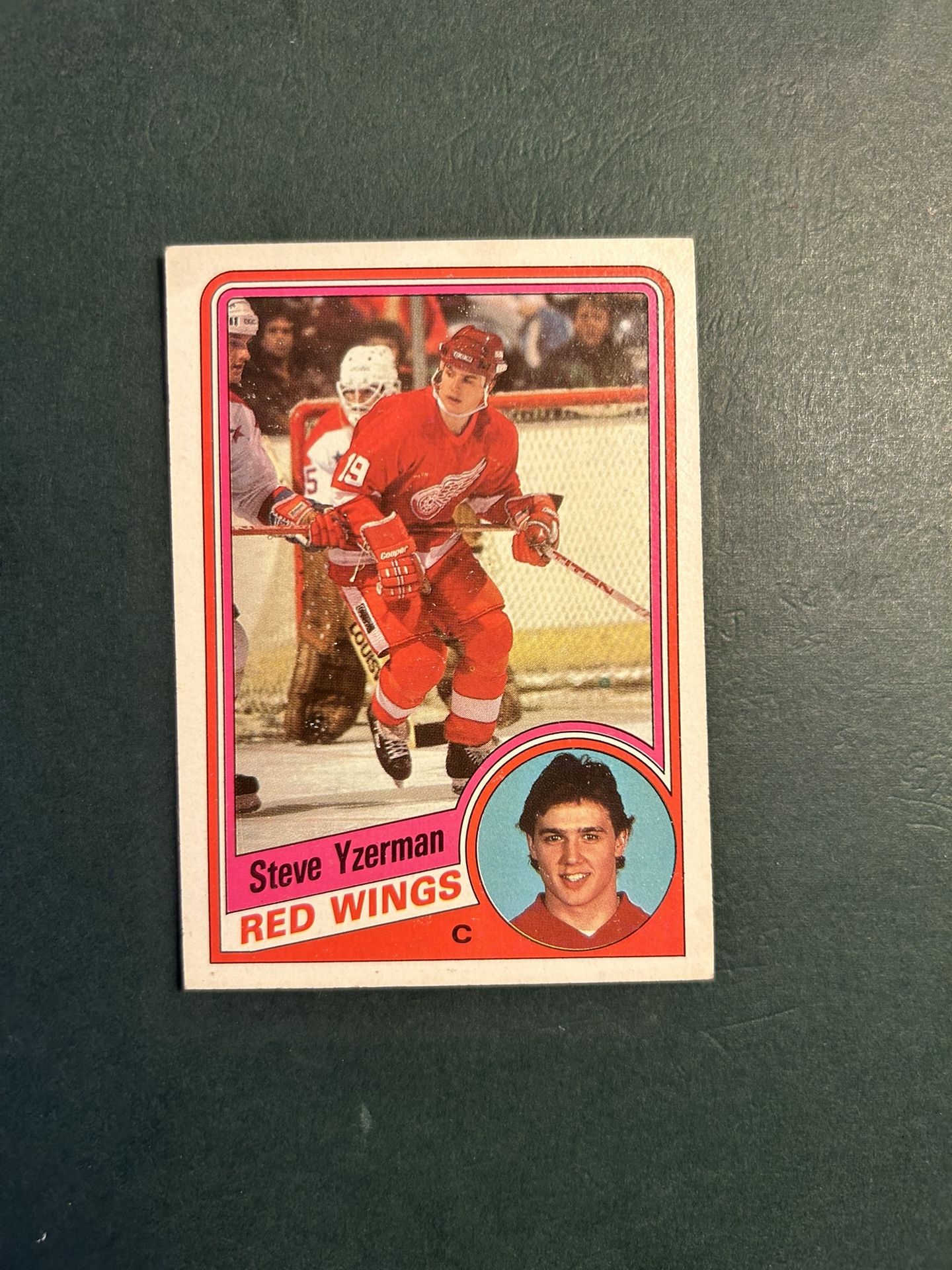 1984 Topps #49 Steve Yzerman HOF RC. Negotiable(B) 