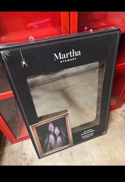 MARTHA STEWART GHOST STAIRCASE LED MIRROR BRAND NEW IN BOX HTF NEW!! Halloween.