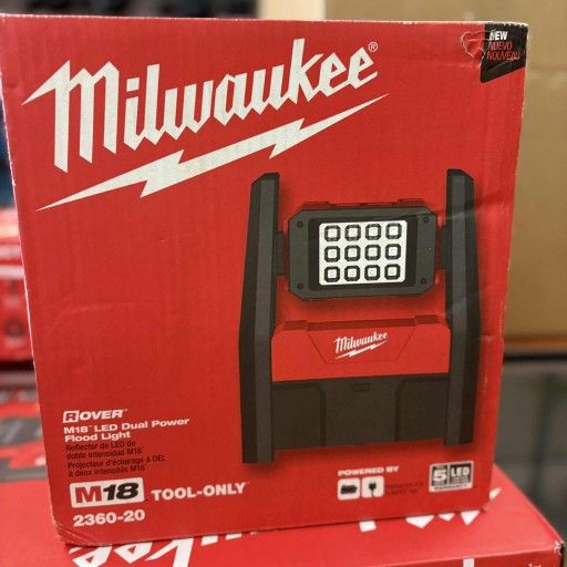 Milwaukee New Light 18M